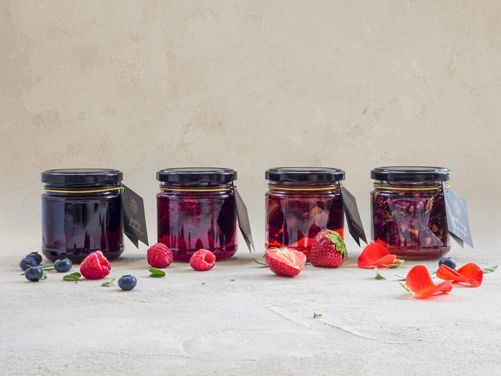 Dostępne rodzaje naturalnych miodów do zestawu prezentowego